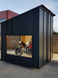 BikeBox : un garage sur mesure pour votre moto