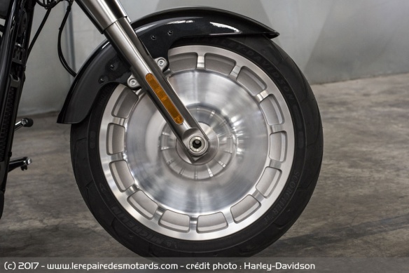 Michelin équipe les Softails 2018