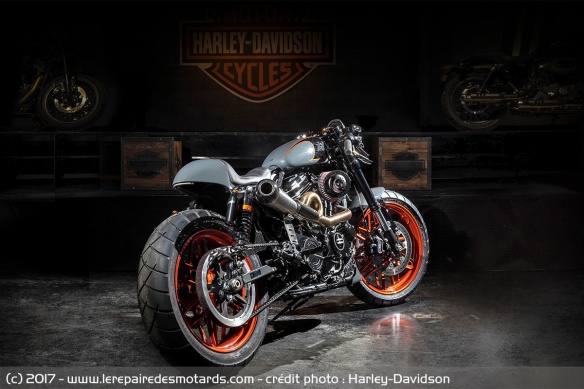 C'est la Harley Roadster qui a servi de base C'est la Harley Roadster qui a servi de base