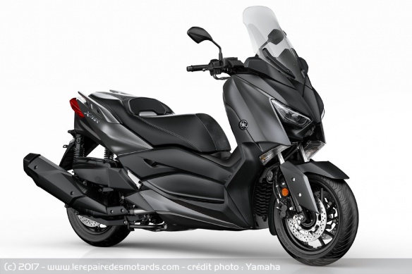 Yamaha X-Max 400 Sonic Grey