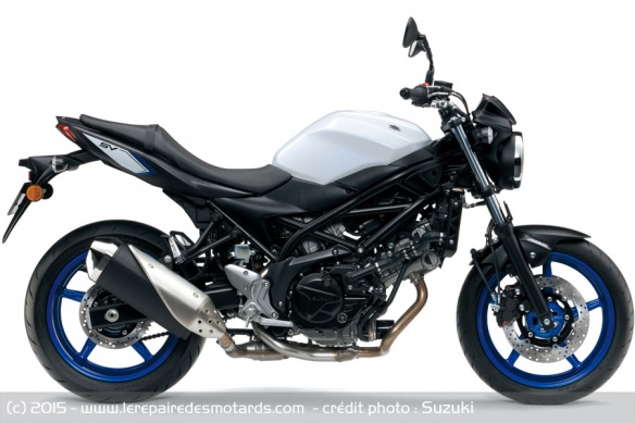 Le SV650 standard