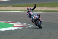 WSBK : 1re victoire de Van der Mark