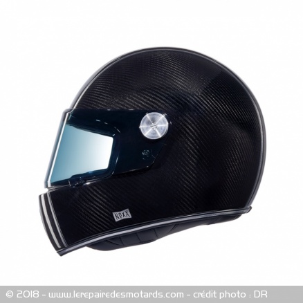 Casque intégral Nexx X.G100 R : modèle carbon Casque intégral Nexx X.G100 R : modèle carbon