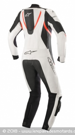 Combinaison femme cuir Alpinestars Stella Kira coloris noir bloanc et rouge Combinaison femme cuir Alpinestars Stella Kira coloris noir bloanc et rouge