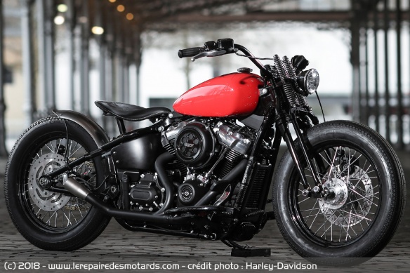 Replica - Street Bob Replica - Street Bob