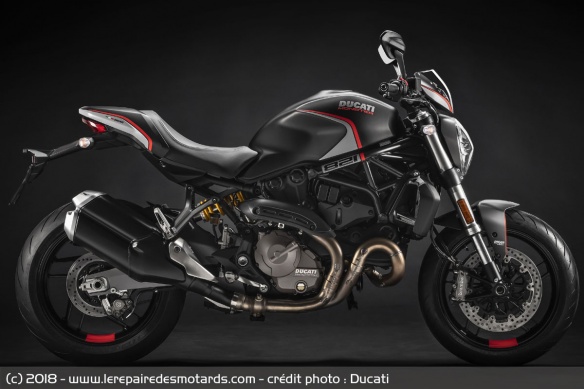 Ducati Monster 821 Stealth Ducati Monster 821 Stealth