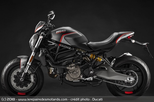 Ducati Monster 821 Stealth Ducati Monster 821 Stealth