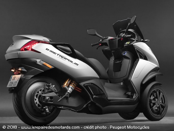 La marque annonce une autonomie de 200 km et une vitesse de 135 km/h La marque annonce une autonomie de 200 km et une vitesse de 135 km/h