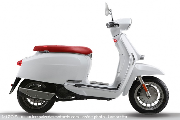Lambretta V-Special avec garde-boue mobile Lambretta V-Special avec garde-boue mobile