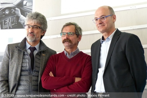 Patrick Jacquot, PDG de la Mutuelle des Motards, le professeur Rémy Willinger et Marc Rigolot, directeur de la Fondation MAIF Patrick Jacquot, PDG de la Mutuelle des Motards, le professeur Rémy Willinger et Marc Rigolot, directeur de la Fondation MAIF