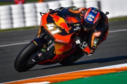 Moto2 : victoire de Binder