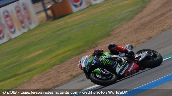 Rea a gardé la tête de la course quelques tours