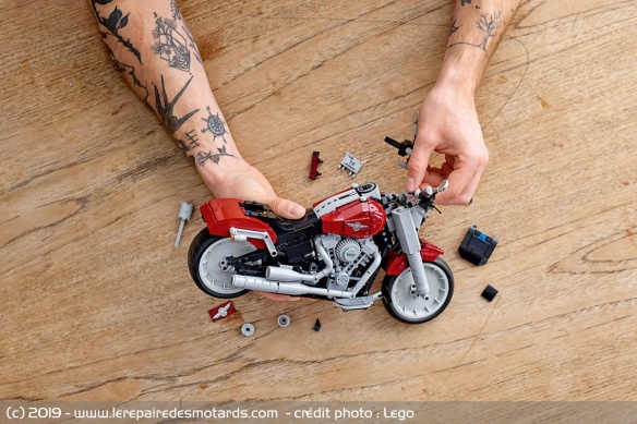 Montage Lego Harley Davidson Fat Boy