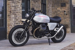 La Moto Guzzi V7 Tomoto
