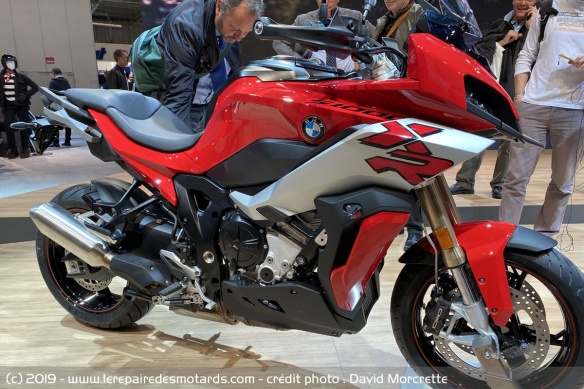 La BMW S1000XR La BMW S1000XR