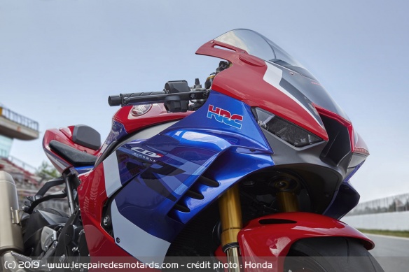 Le carénage aérodynamique de la CBR1000RR-R