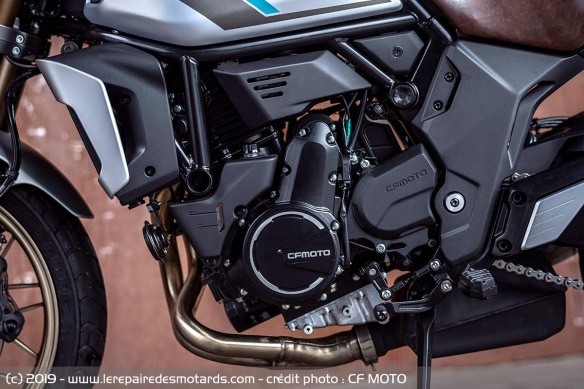 CF Moto 700 CL-X Hero CF Moto 700 CL-X Hero