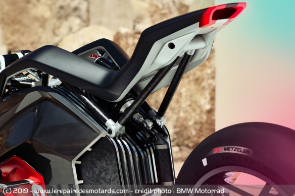 Concept BMW Motorrad Vision DC Roadster Concept BMW Motorrad Vision DC Roadster