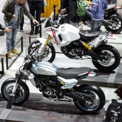 Concepts Ducati Scrambler Motard et DesertX