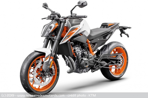 KTM 890 Duke R KTM 890 Duke R