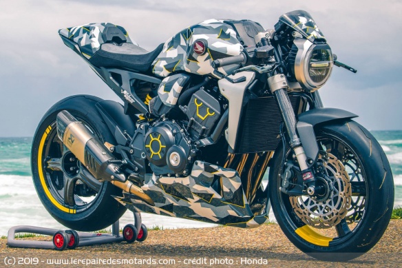 CB1000R-adical