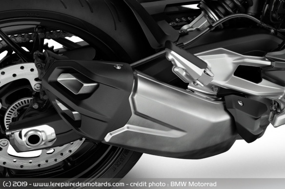Silencieux de la BMW F 900 R Silencieux de la BMW F 900 R