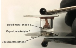 Une batterie liquide métal basse température - Crédit photo : The University of Texas at Austin