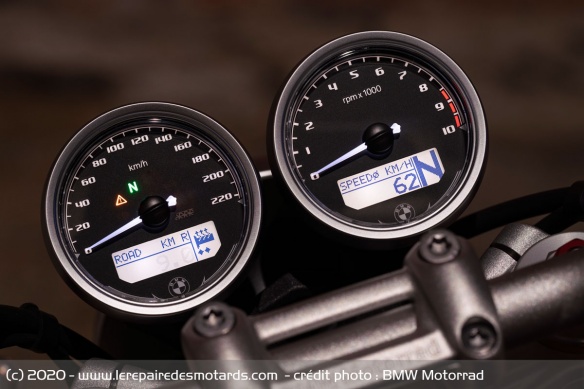 Le double compteur de la R nineT