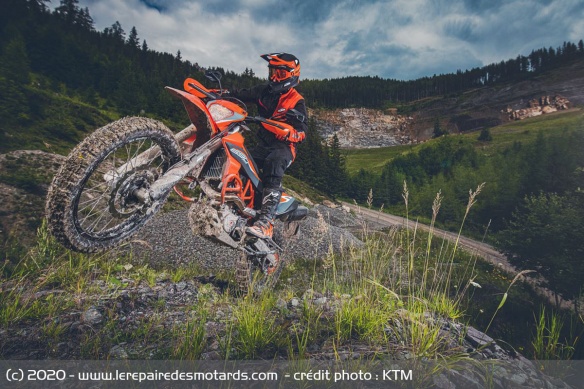 KTM 690 Enduro R 2021 KTM 690 Enduro R 2021
