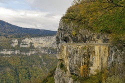 Des motards trop bruyants dans le Vercors - Crédit photo : Shougi/Pixabay