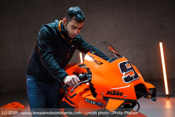 Danilo Petrucci fait son arrivée dans l'équipe KTM Danilo Petrucci fait son arrivée dans l'équipe KTM