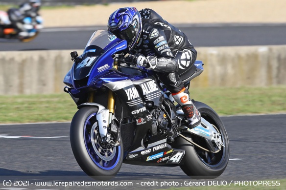 Gines revient à 7 points de Debise en Superbike avant la finale d'Alès Gines revient à 7 points de Debise en Superbike avant la finale d'Alès