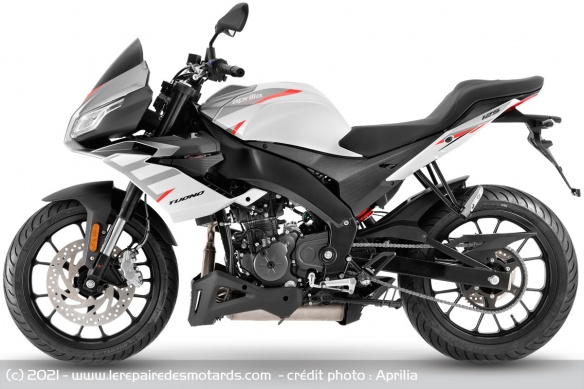 Aprilia Tuono 125 'Lightning White'