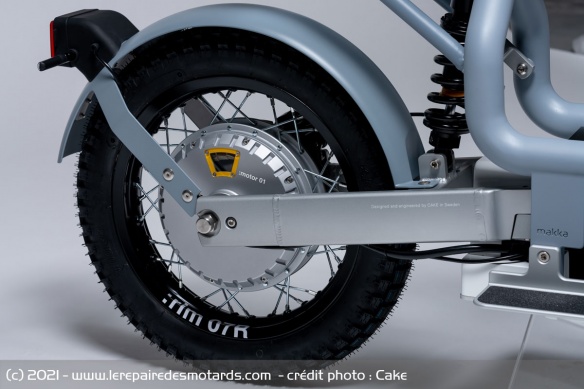 Le petit moteur délivre 4,8 chevaux et 60 Nm Le petit moteur délivre 4,8 chevaux et 60 Nm