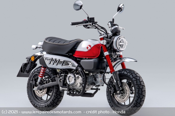 Honda Monkey rouge Pearl Nebula