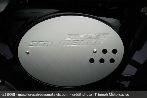 La nouvelle plaque numéro de la Triumph Street Scrambler 900 La nouvelle plaque numéro de la Triumph Street Scrambler 900