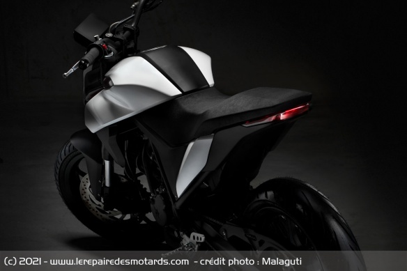 Roadster Malaguti Drakon 125 Roadster Malaguti Drakon 125