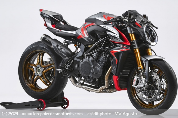 MV Agusta Brutale 1000 Nürburgring avec Racing Kit
