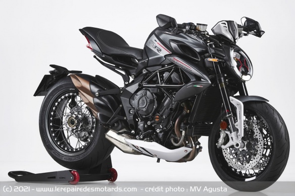 Roadster MV Agusta Dragster RR SCS 2021