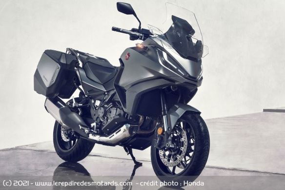 Avec la NT1100, Honda réinvesti le créneau du tourisme Avec la NT1100, Honda réinvesti le créneau du tourisme