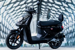 Scooter électrique Niu MQi GT