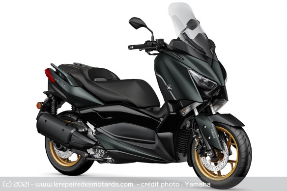 Yamaha XMAX 300 Tech MAX Yamaha XMAX 300 Tech MAX