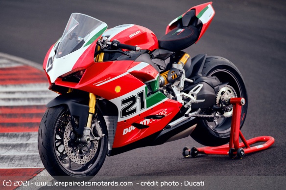 La Ducati Panigale V2 Bayliss La Ducati Panigale V2 Bayliss