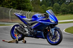 Sportive Yamaha R3 2022