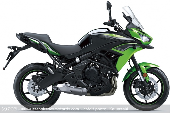 Partie cycle et moteur restent identiques en tous points Partie cycle et moteur restent identiques en tous points