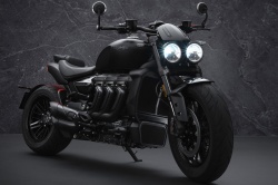 Triumph Rocket 3 R Black