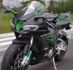 Finja 500, la vraie fausse ZX-10R