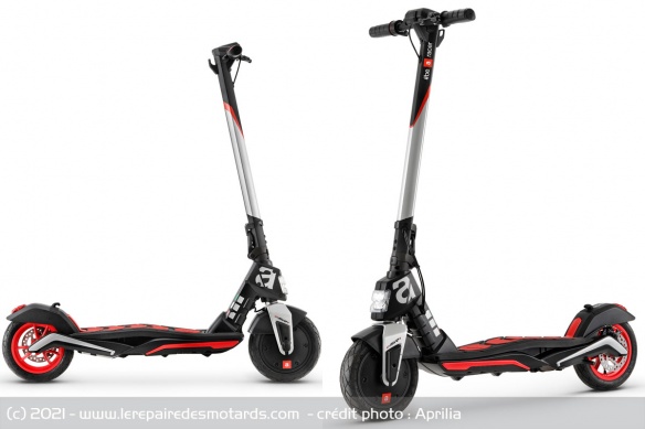 La trottinette Aprilia est produite par la société s'occupant des modèles Ducati La trottinette Aprilia est produite par la société s'occupant des modèles Ducati