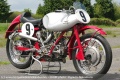 On donne clés Moto Guzzi Bicilindrica