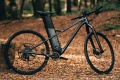 Un vélo à assistance électrique à double transmission
